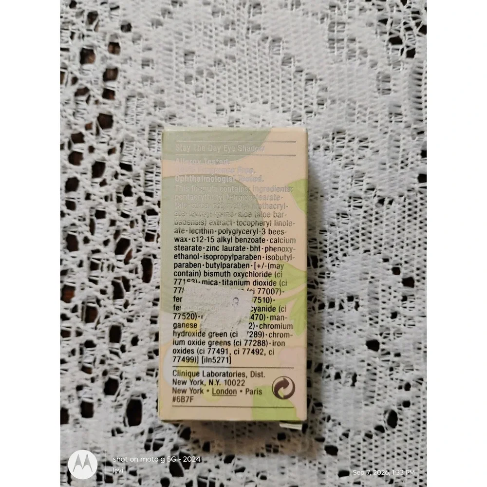 Clinique Stay The Day Eye Shadow .10 oz #18 blackened khaki ##RARE(new with box)